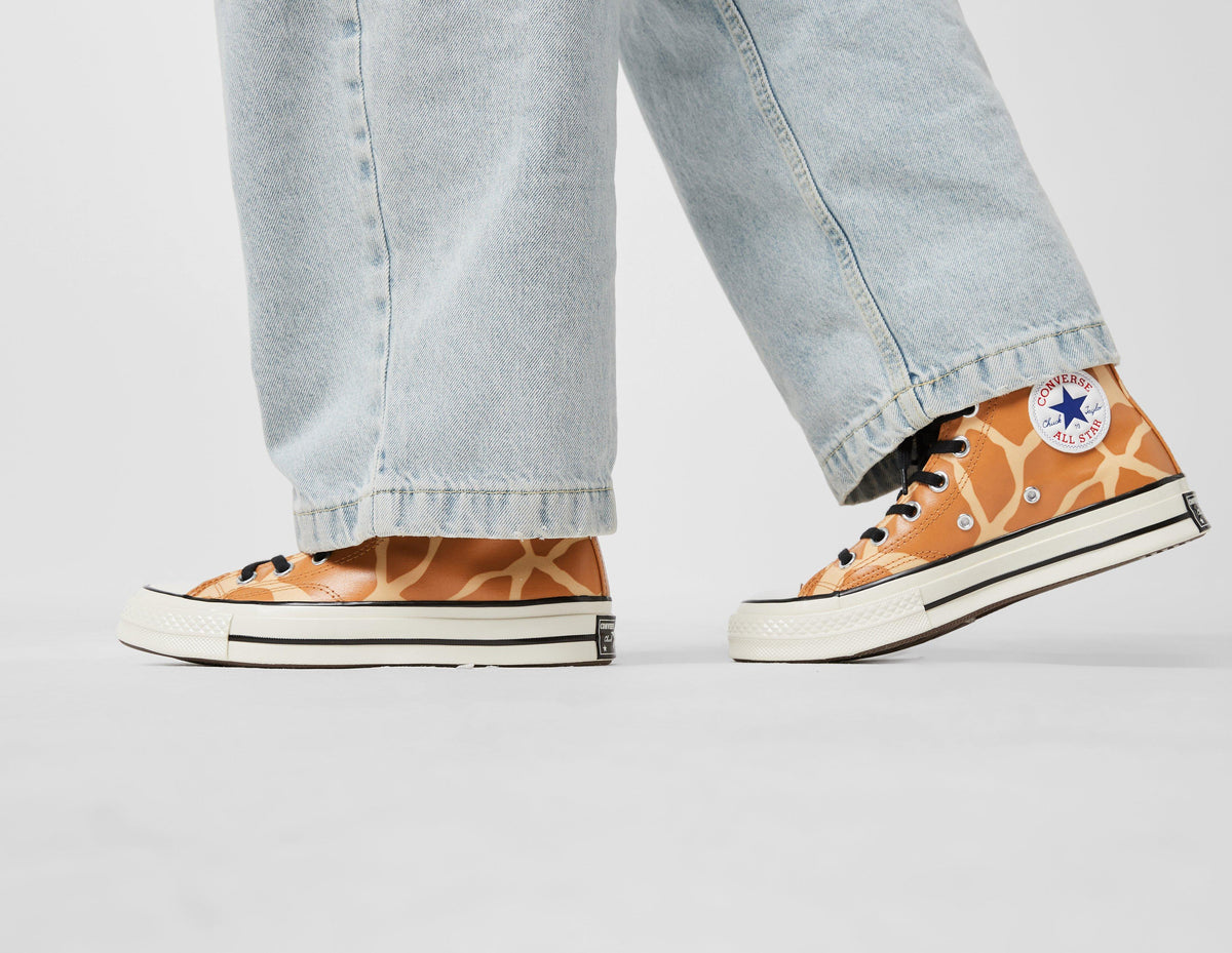 Converse Chuck 70 'Glow-In-The-Dark' Women's