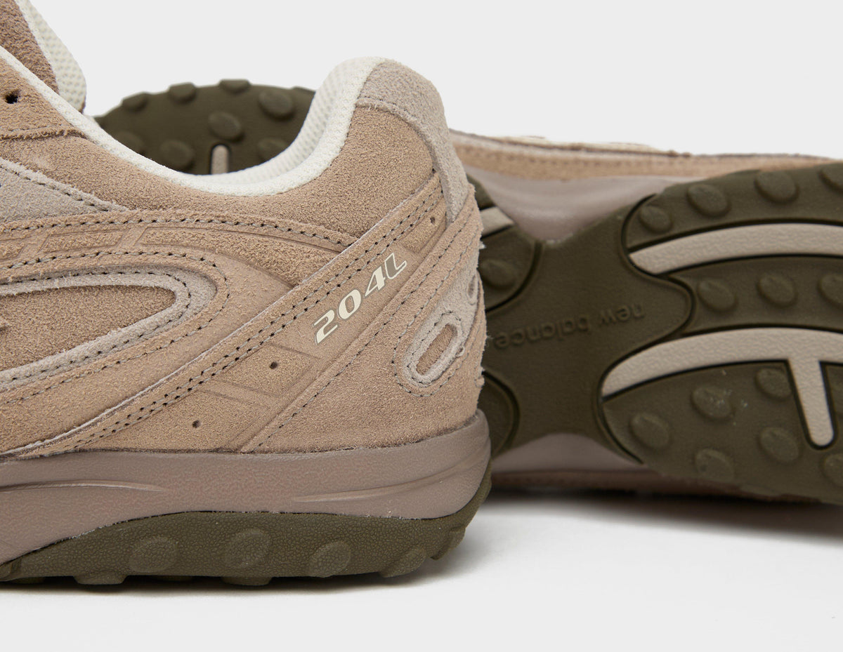 New Balance 204L