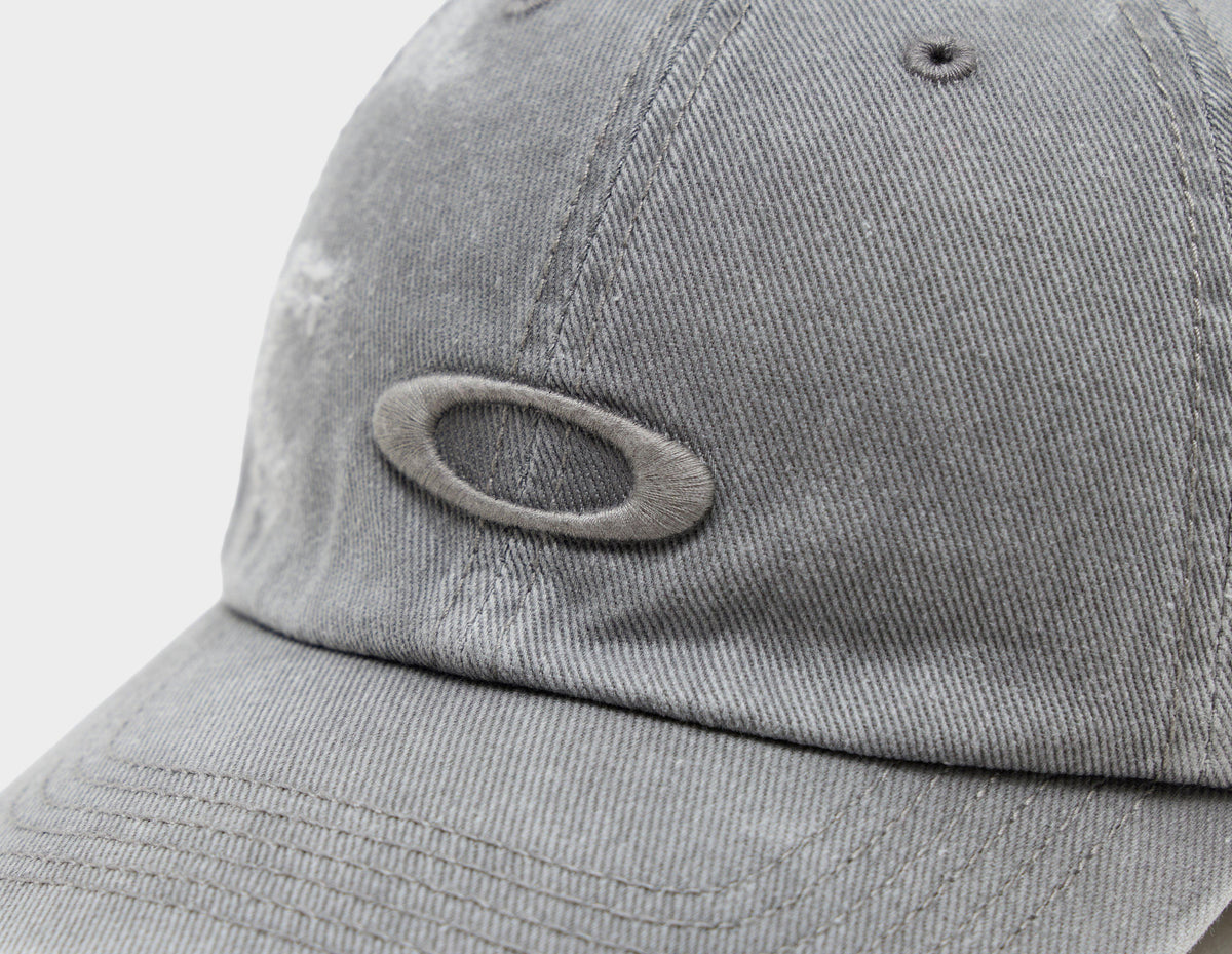 Oakley Reserve Distressed Cap