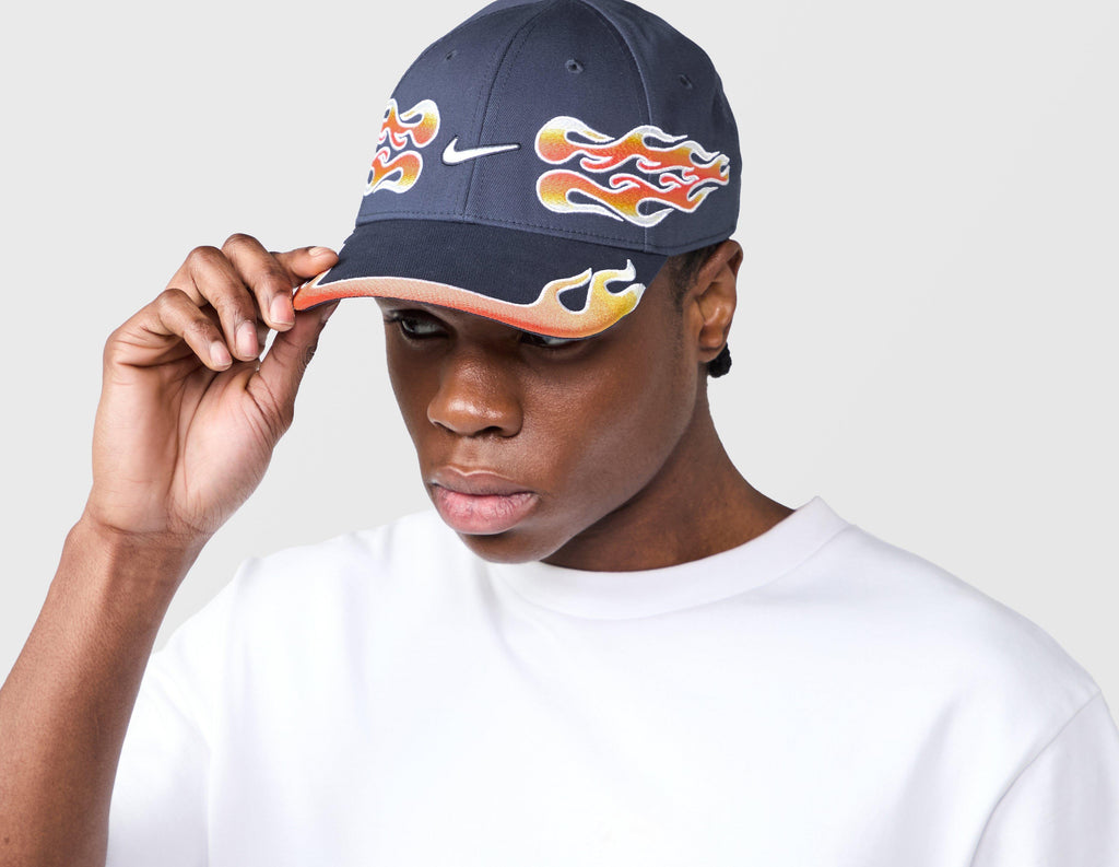 Nike Club Structured OG Flame Cap