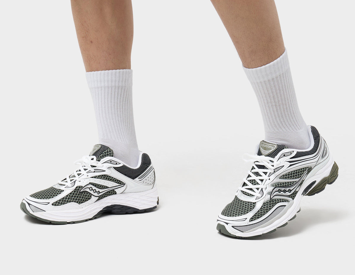 Saucony ProGrid Omni 9