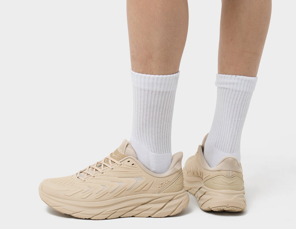 HOKA Clifton UTL