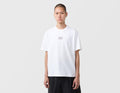 Nike Sportswear Premium Essentials Patch T-Shirt