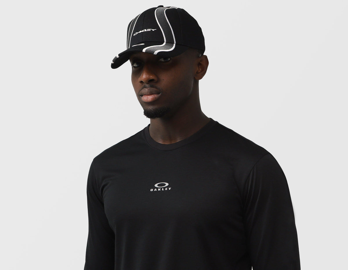 Oakley Edge Force Long Sleeve T-Shirt