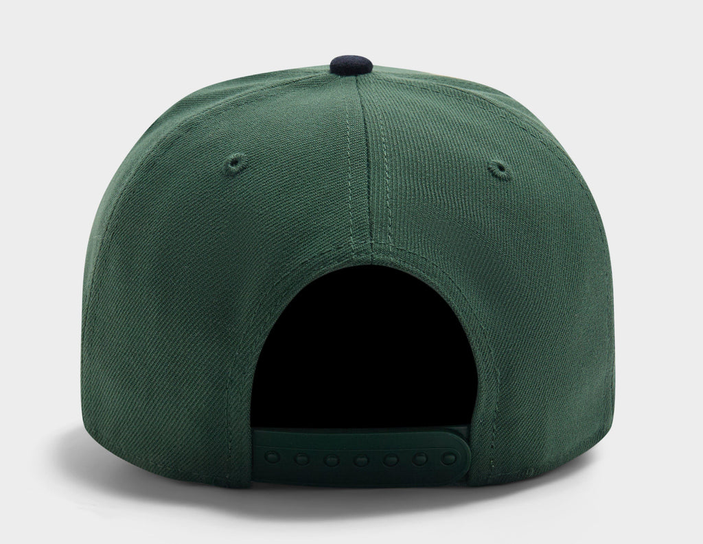 New Era MLB New York Yankees Faux Suede 9FORTY E-Frame Cap
